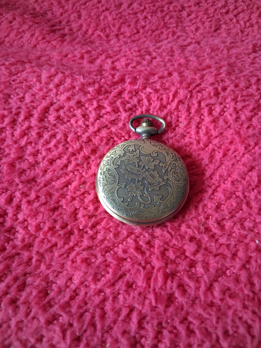 Antique Style Pocket Watch with Deer Engraving - photo 3