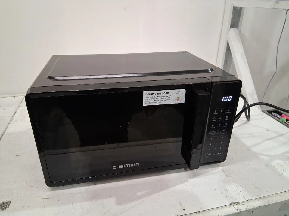 🍽️ Chefman 0.7 Cu. Ft. Countertop Microwave Oven - photo 3