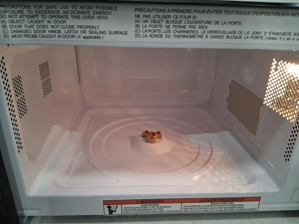 🍽️ Chefman 0.7 Cu. Ft. Countertop Microwave Oven - photo 5
