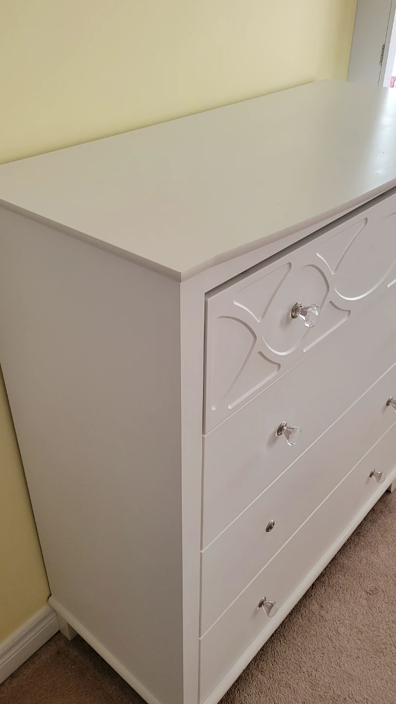 South Shore White 4-Drawer Dresser with Crystal Knobs, $200 obo - photo 3