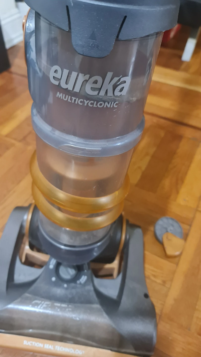 Eureka Multicyclonic Vacuum Cleaner