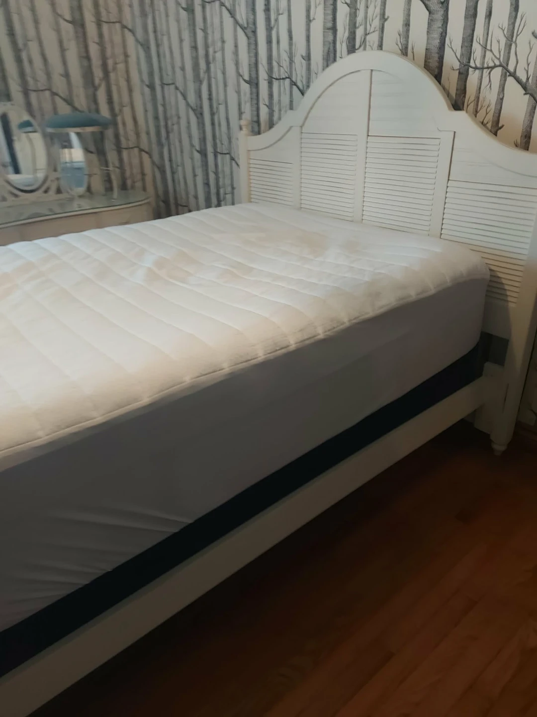 White Bed Frame with Headboard - photo 3
