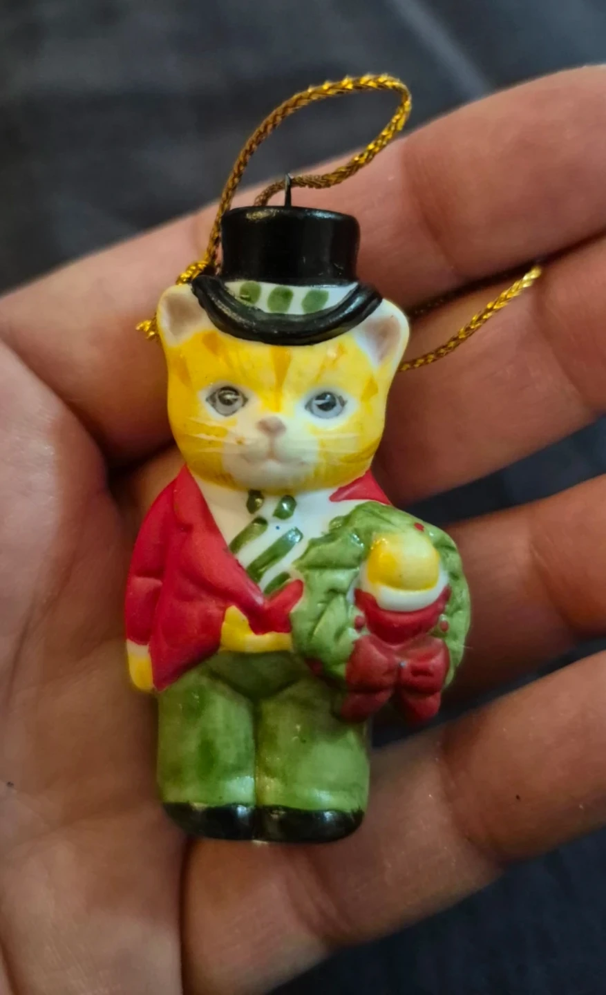 Christmas Cat Ornament with Wreath