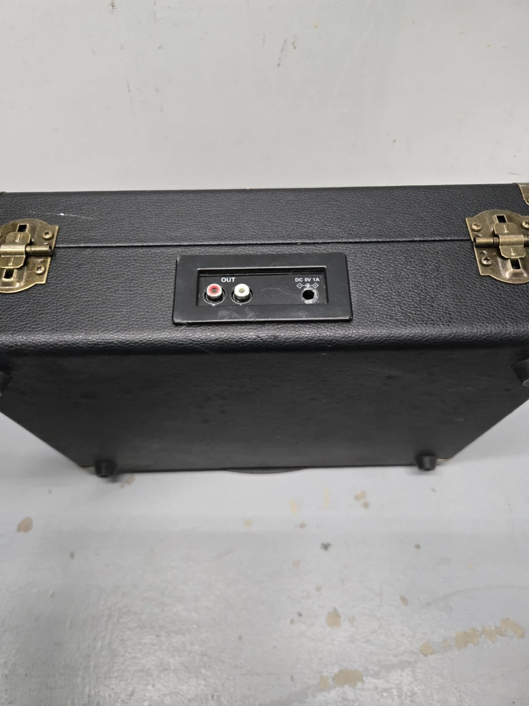 Retrolife Portable Suitcase Turntable - photo 4
