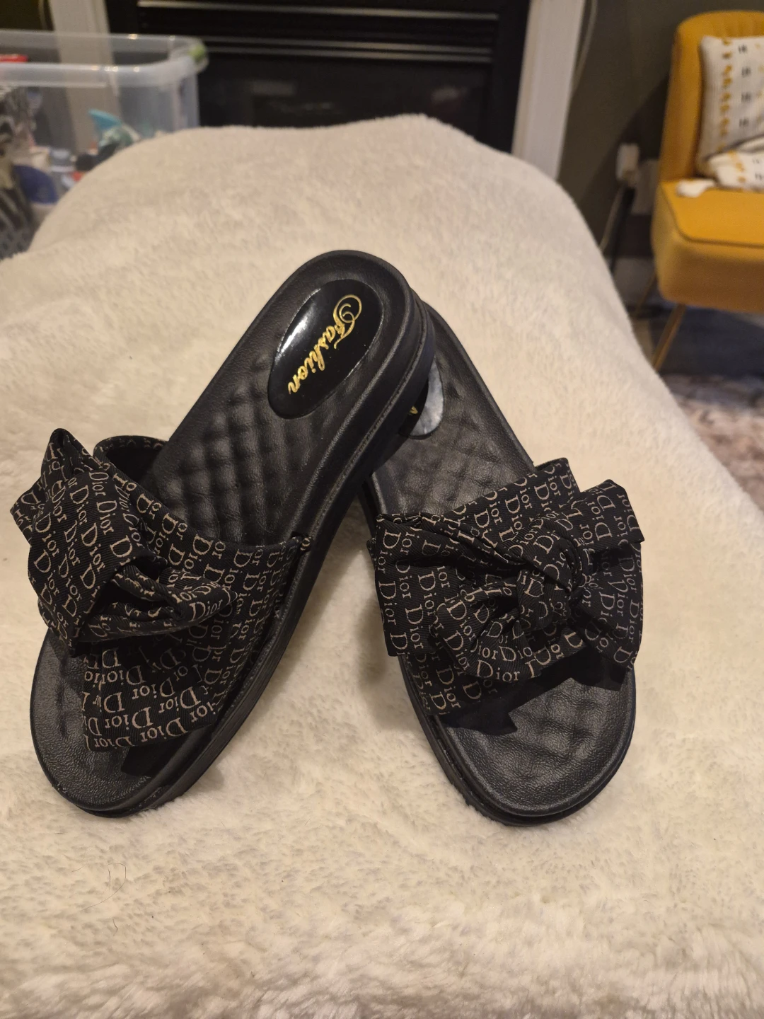 Black slides with Dior pattern bow - photo 2