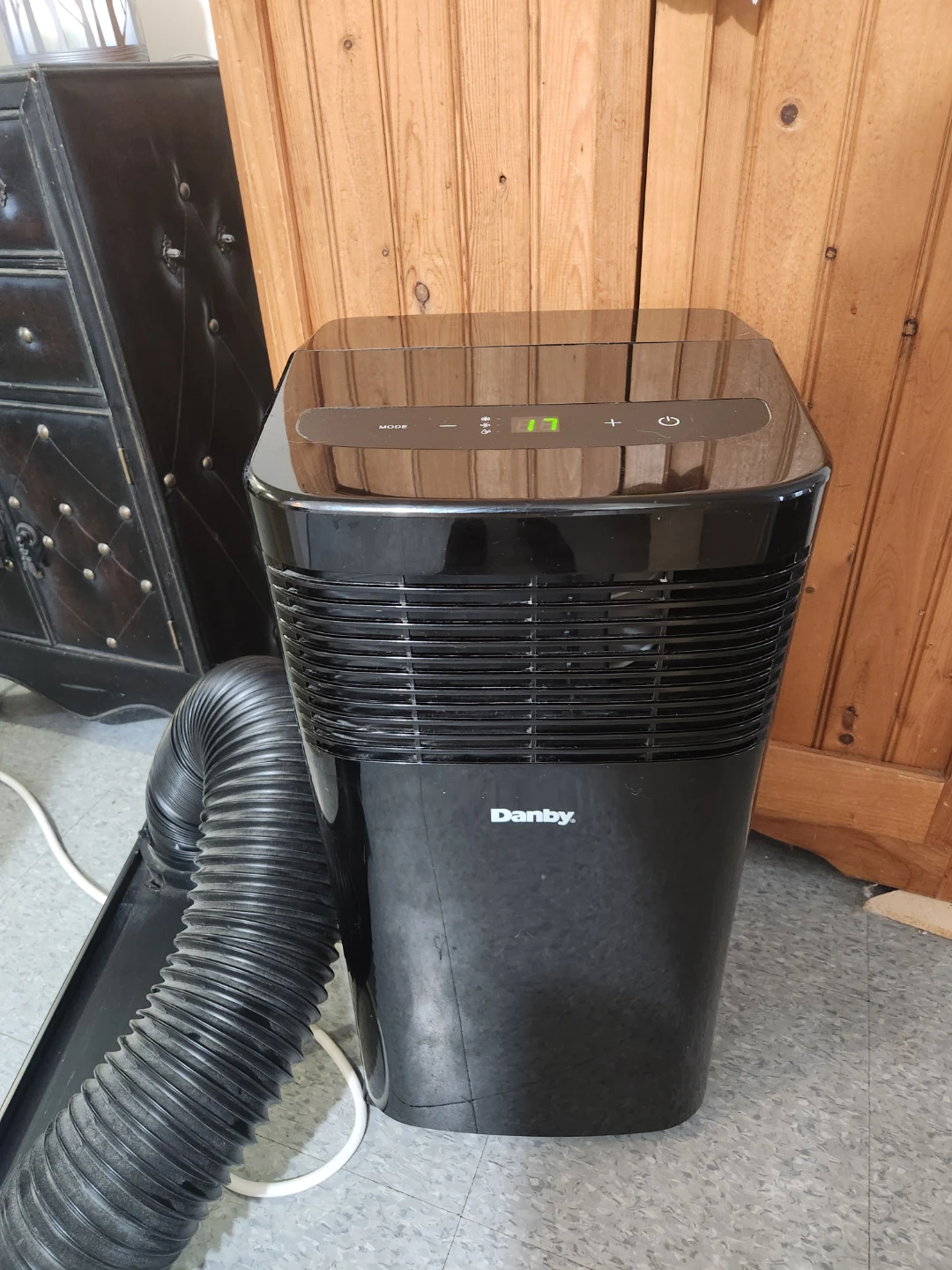 4 IN 1 (8000) BTU AC,  DEHUMIDIFIER,  HEATER,  FAN