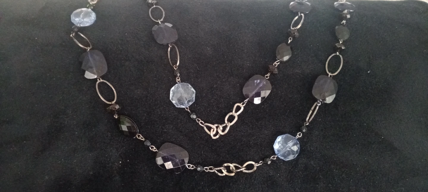Multi-gemstone (plastic) vintage 🔥and silver-tone link necklace