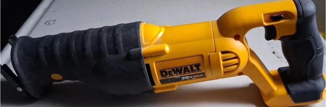 DeWalt 20V MAX Cordless Reciprocating Saw