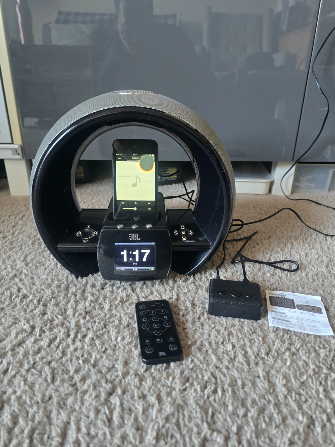 JBL WIRELESS Wireless Speaker,and iPod 64gb,Bluetooth receiver