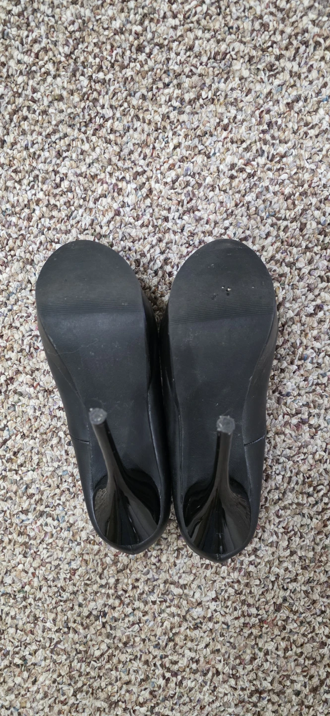 Black Platform High Heels Size 7 - photo 4