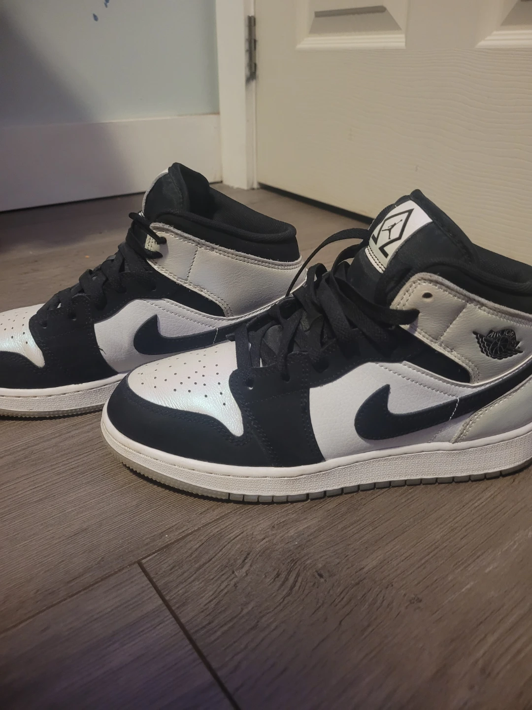Air Jordan 1 Diamond Mid SE Sneakers - photo 2