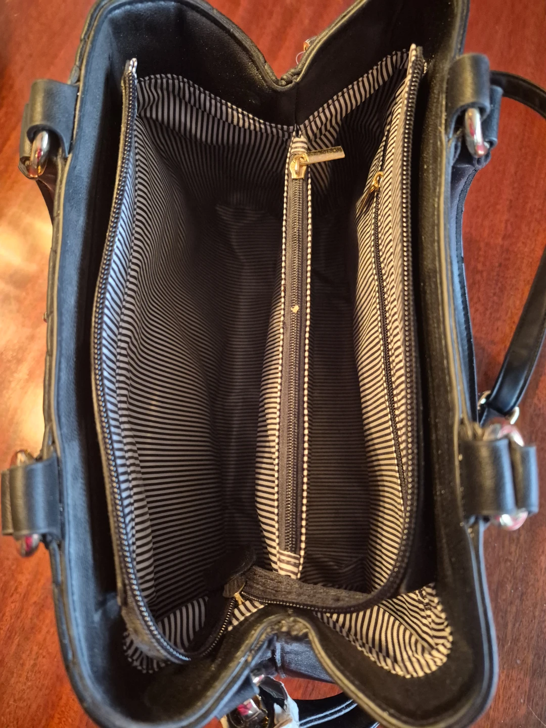 Quilted Black Handbag with Tassels - photo 3