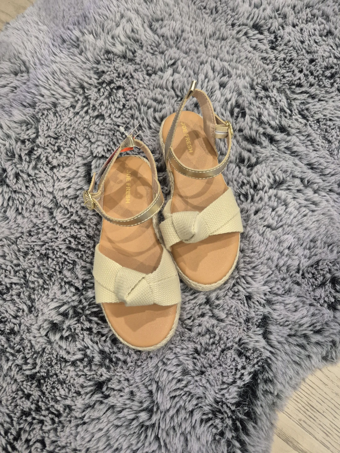 Joe Fresh Girls' Gold & Tan Bow Sandals Size 7