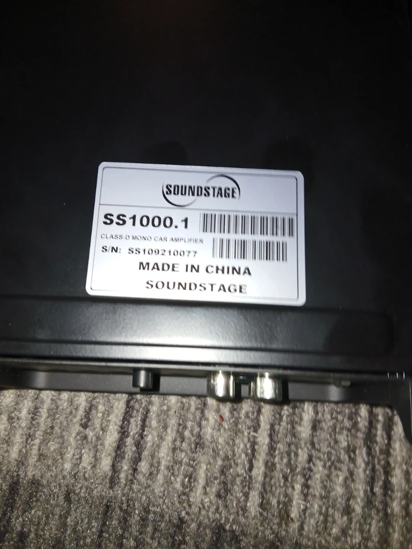 Amp, box, and sub - photo 3