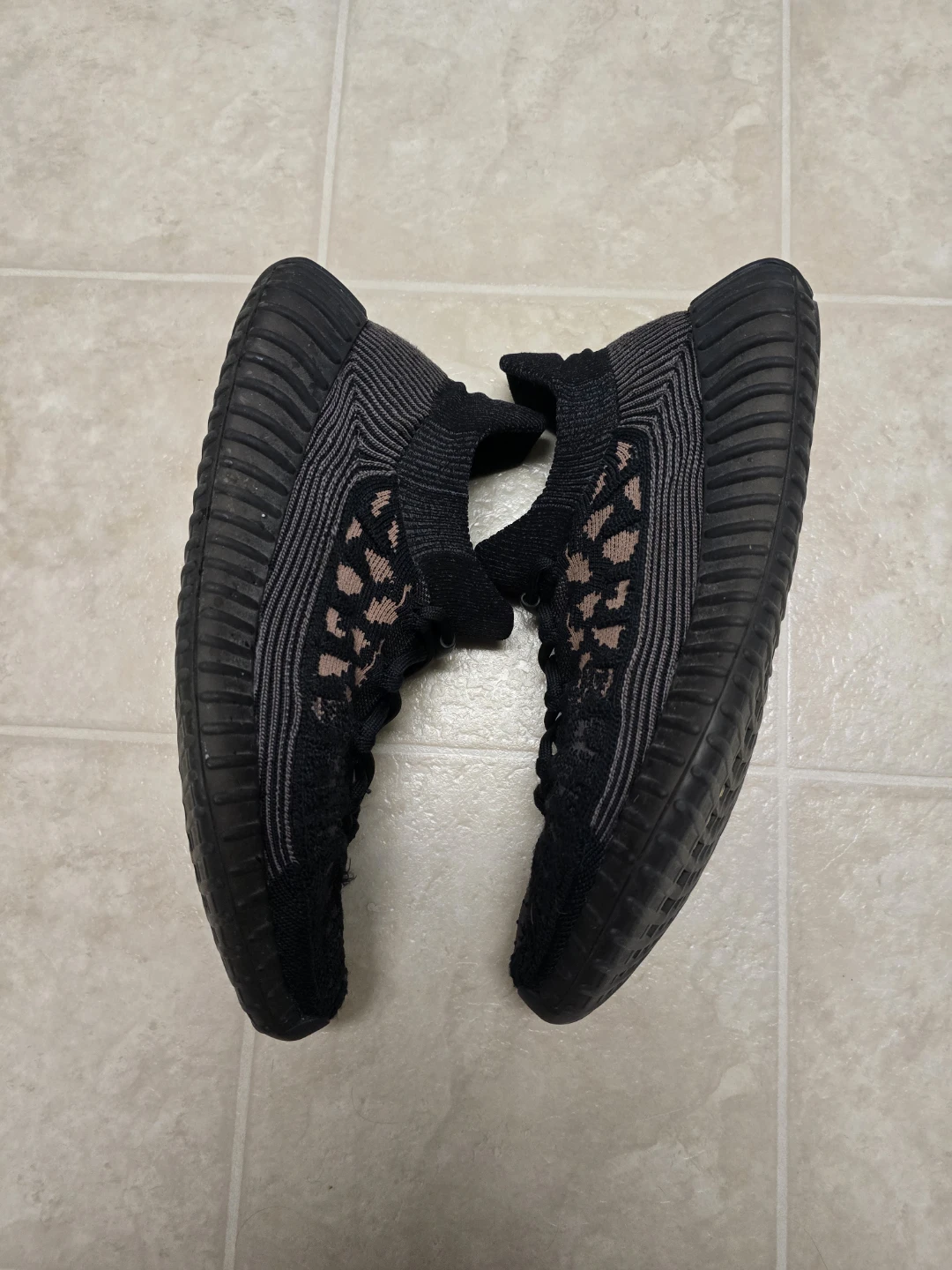 Adidas YEEZY 350 Boost v2 CMPCT Sneaker - photo 3