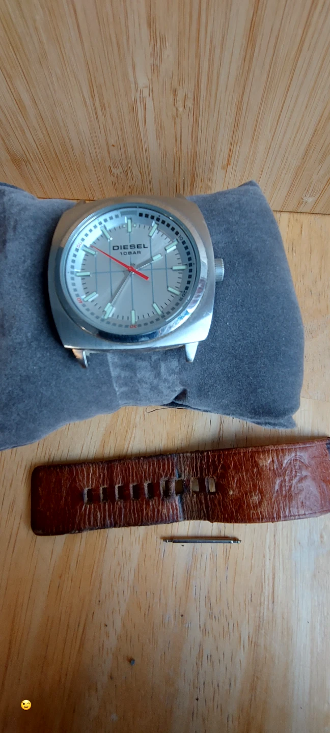 Diesel 10 Bar Watch with Leather Strap - photo 3