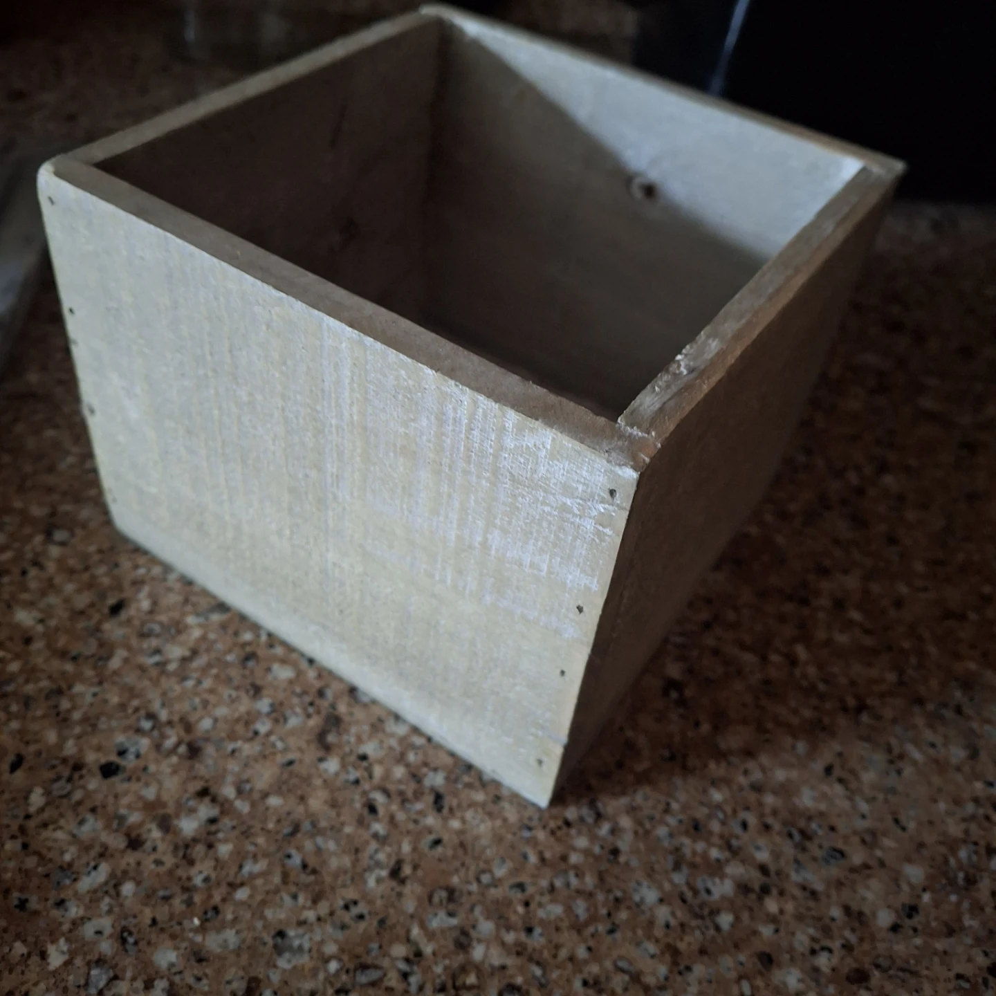 Small Wooden Box - photo 2