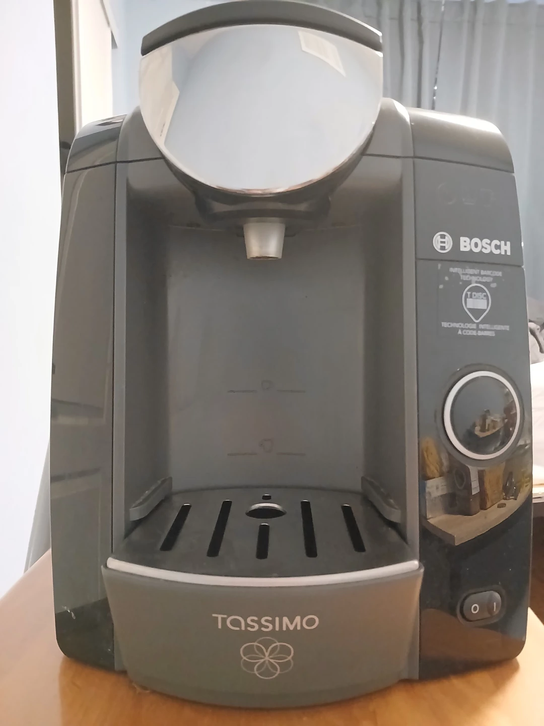 Bosch TASSIMO Coffee Machine - photo 2