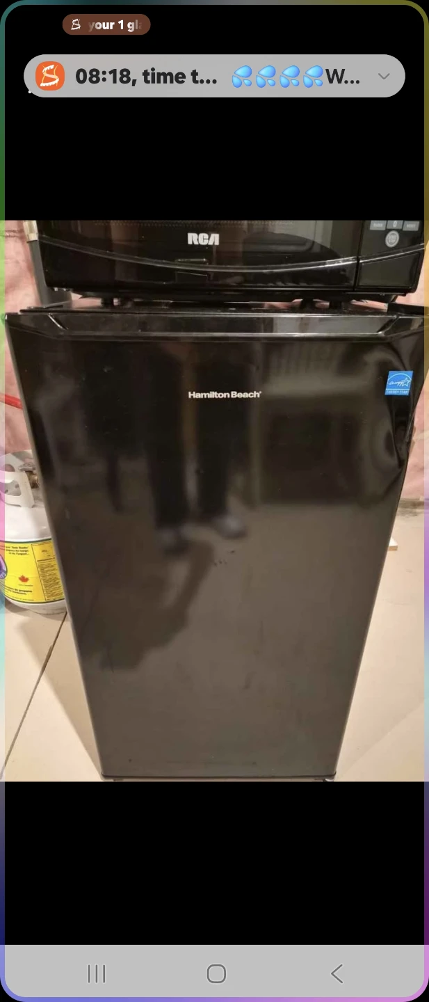 Hamilton Beach Mini Fridge