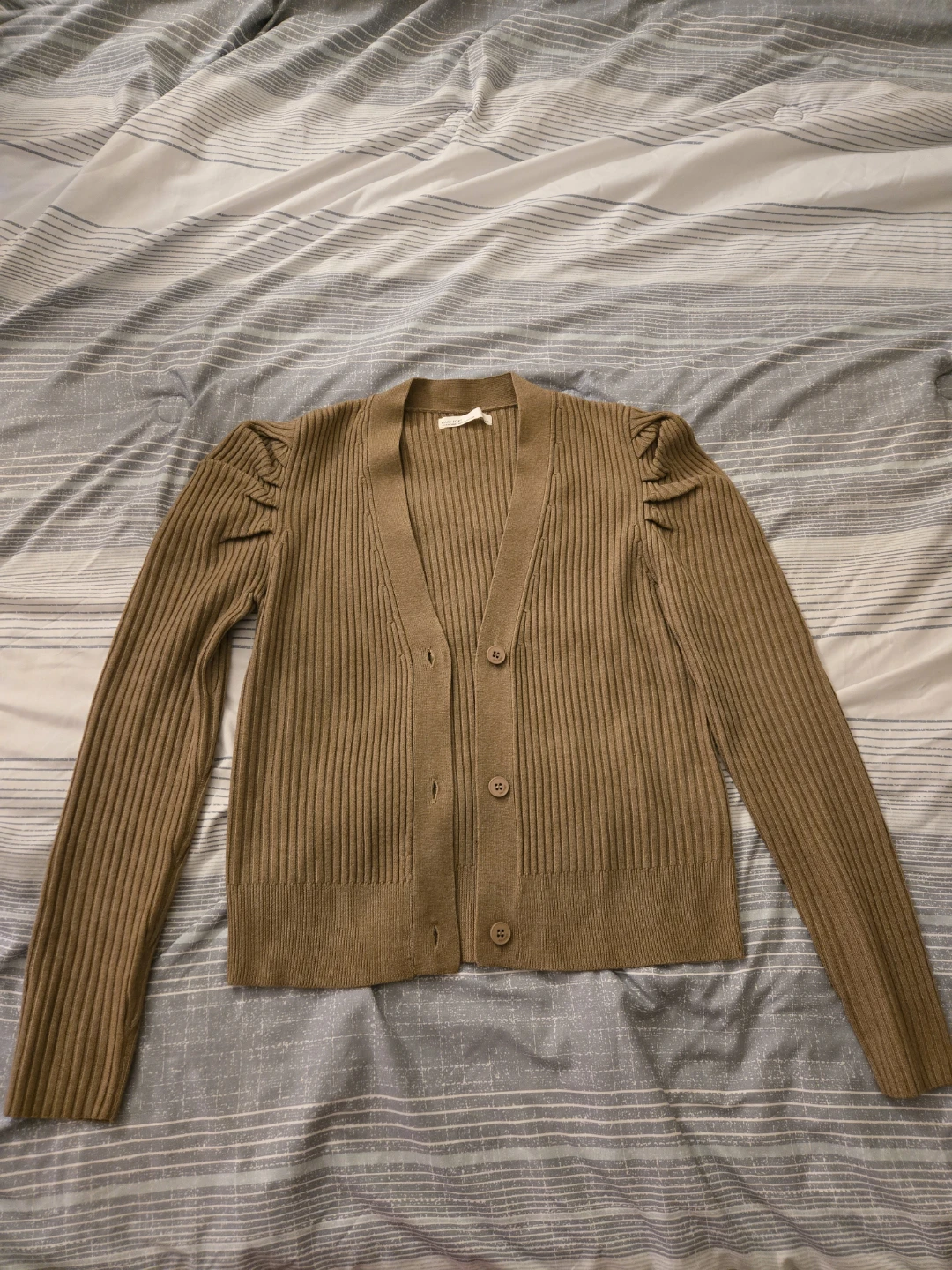 Oak and Fort Ribbed Cardigan with Puffy Sleeves - Size M