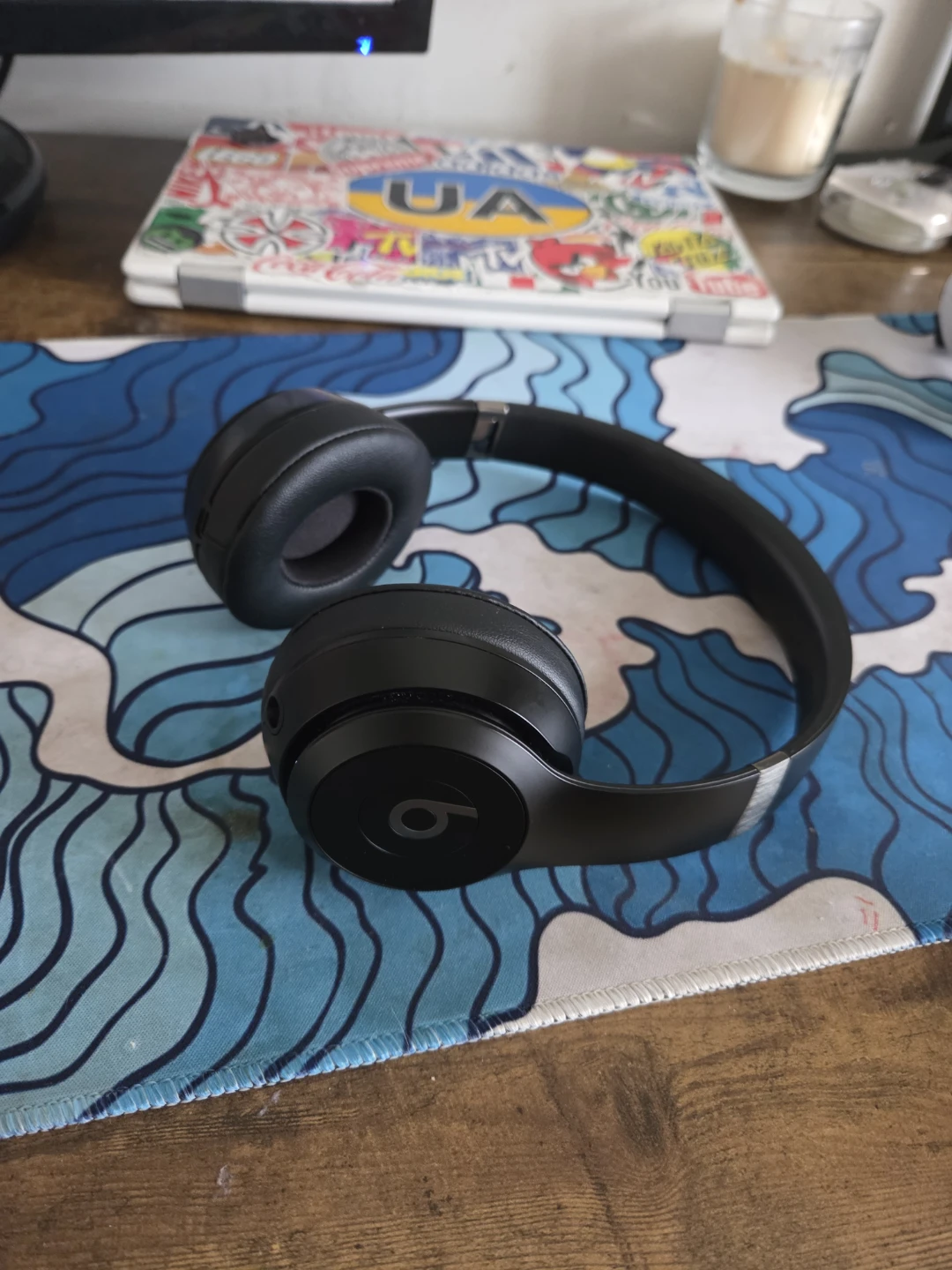 Beats Solo 4 Headphones - Black