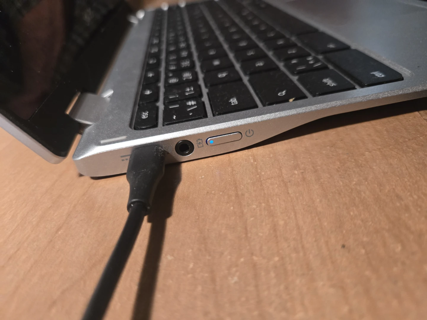 Acer Chromebook Spin 311 – Parts/ Repair (No Power) - Read Below - photo 5