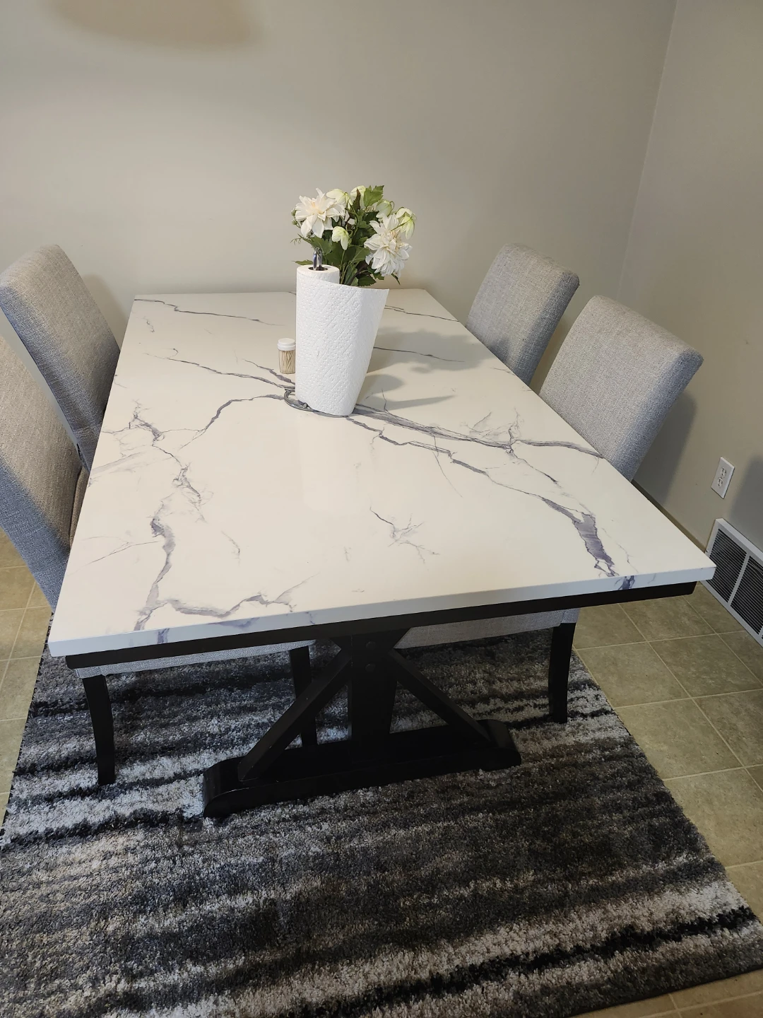 Dining Table with 4 Chairs - photo 2
