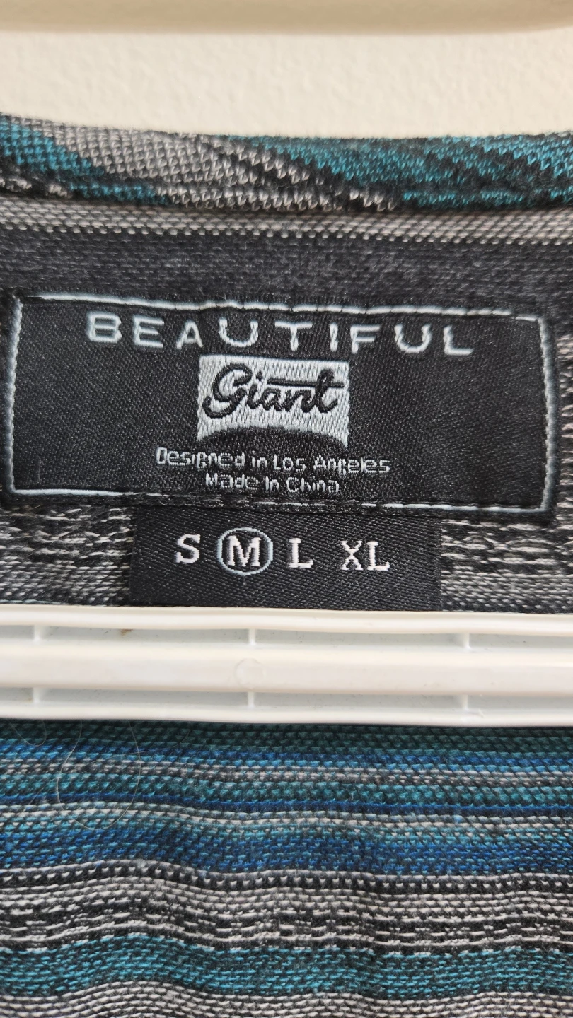 Beautiful Giant Tank Top - Men's Size Medium - photo 2