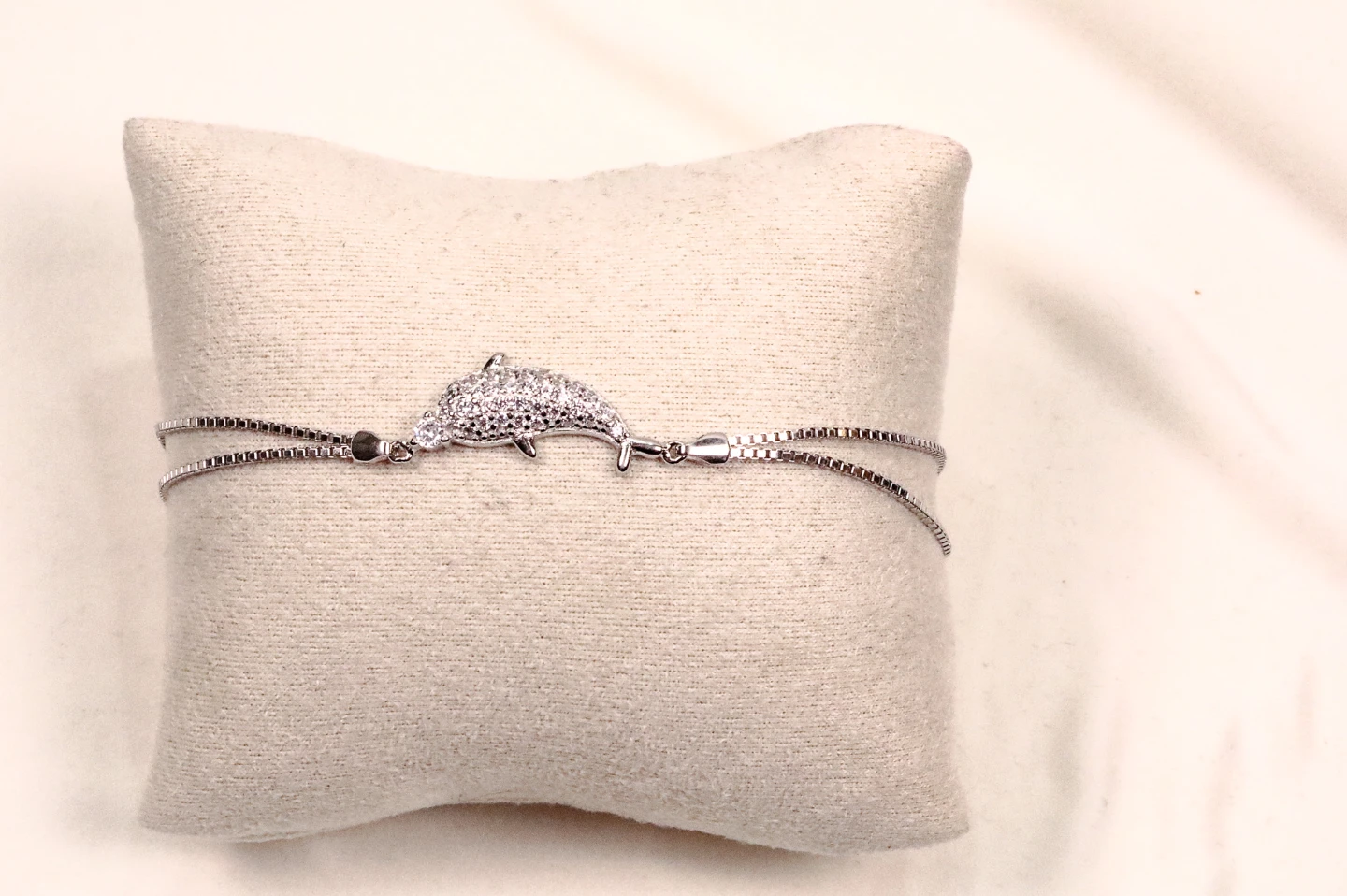 Sparkly Dolphin Bracelet