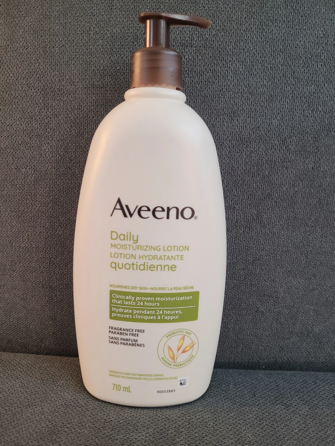 Aveeno Daily Moisturizing Lotion Fragrance-Free 710 mL