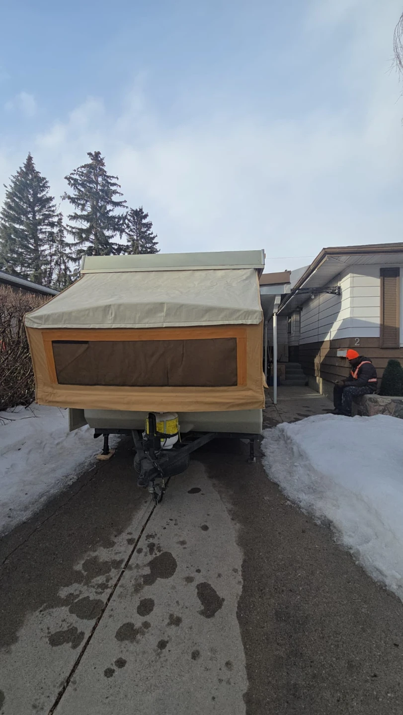 Pop-up Camper Trailer