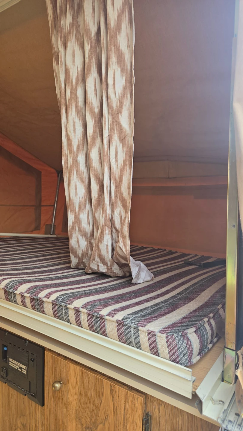 Pop-up Camper Trailer - photo 2