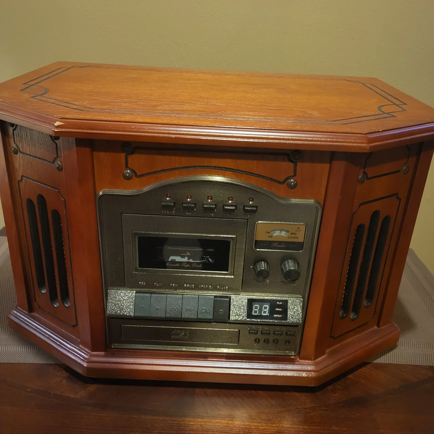 Victoria Tunewriter Record Player with Cassette and Radio