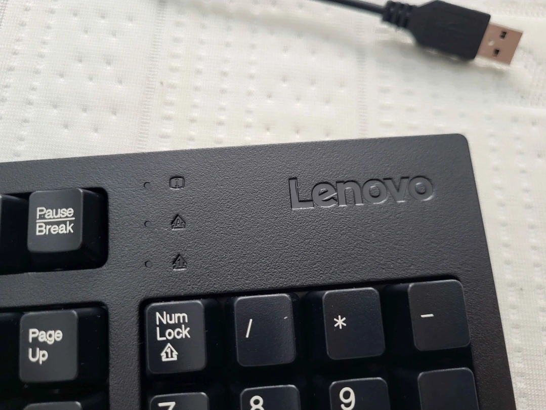 Lenovo USB Wired Keyboard - photo 2