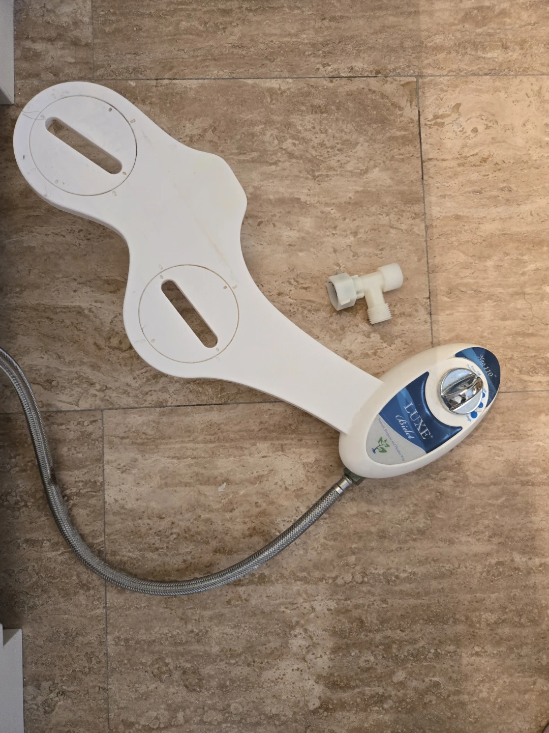 LUXE Bidet Toilet Seat Attachment Neo 110