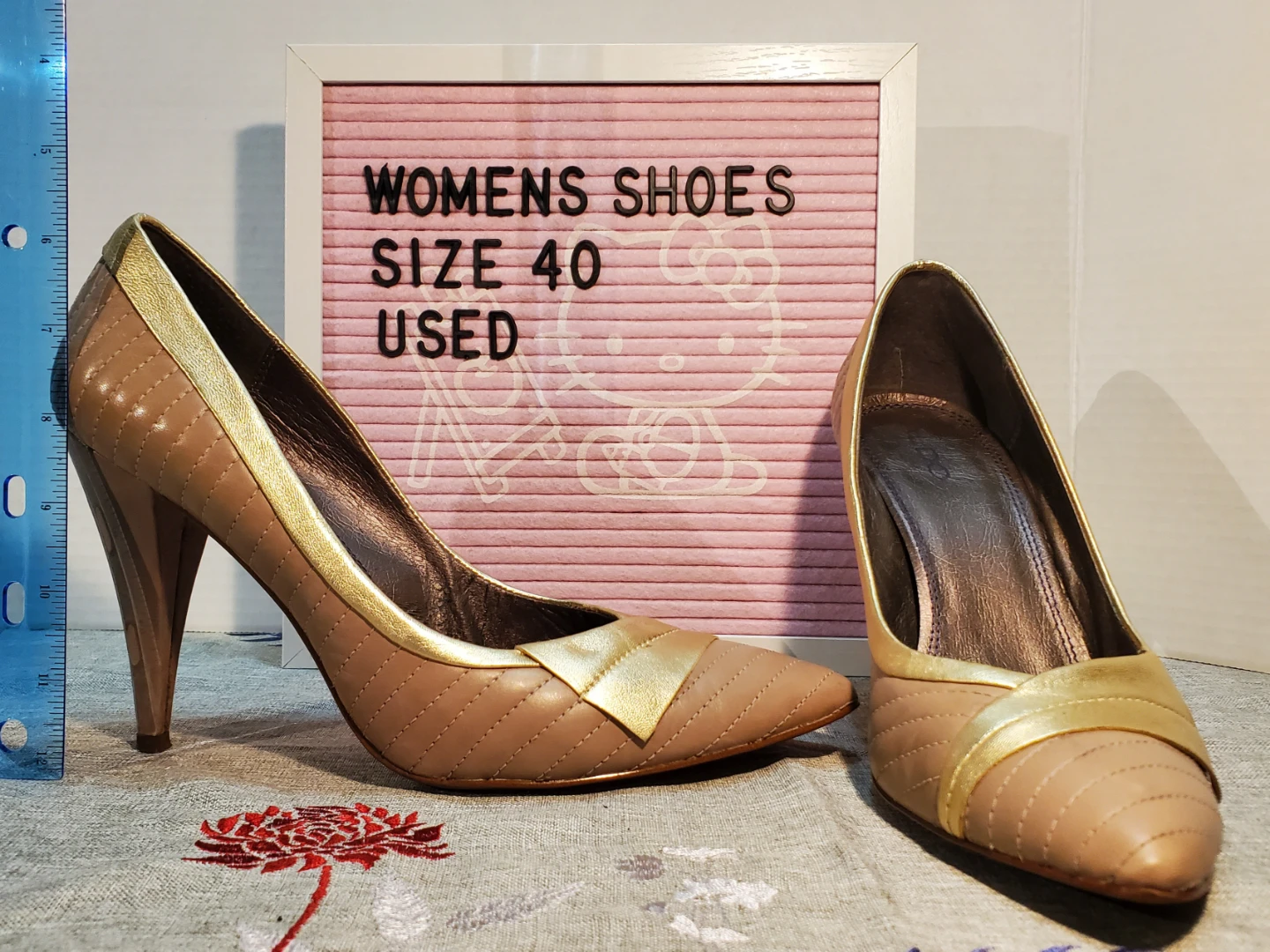 ALDO Women's Tan & Gold Quilted Pumps - Size 40