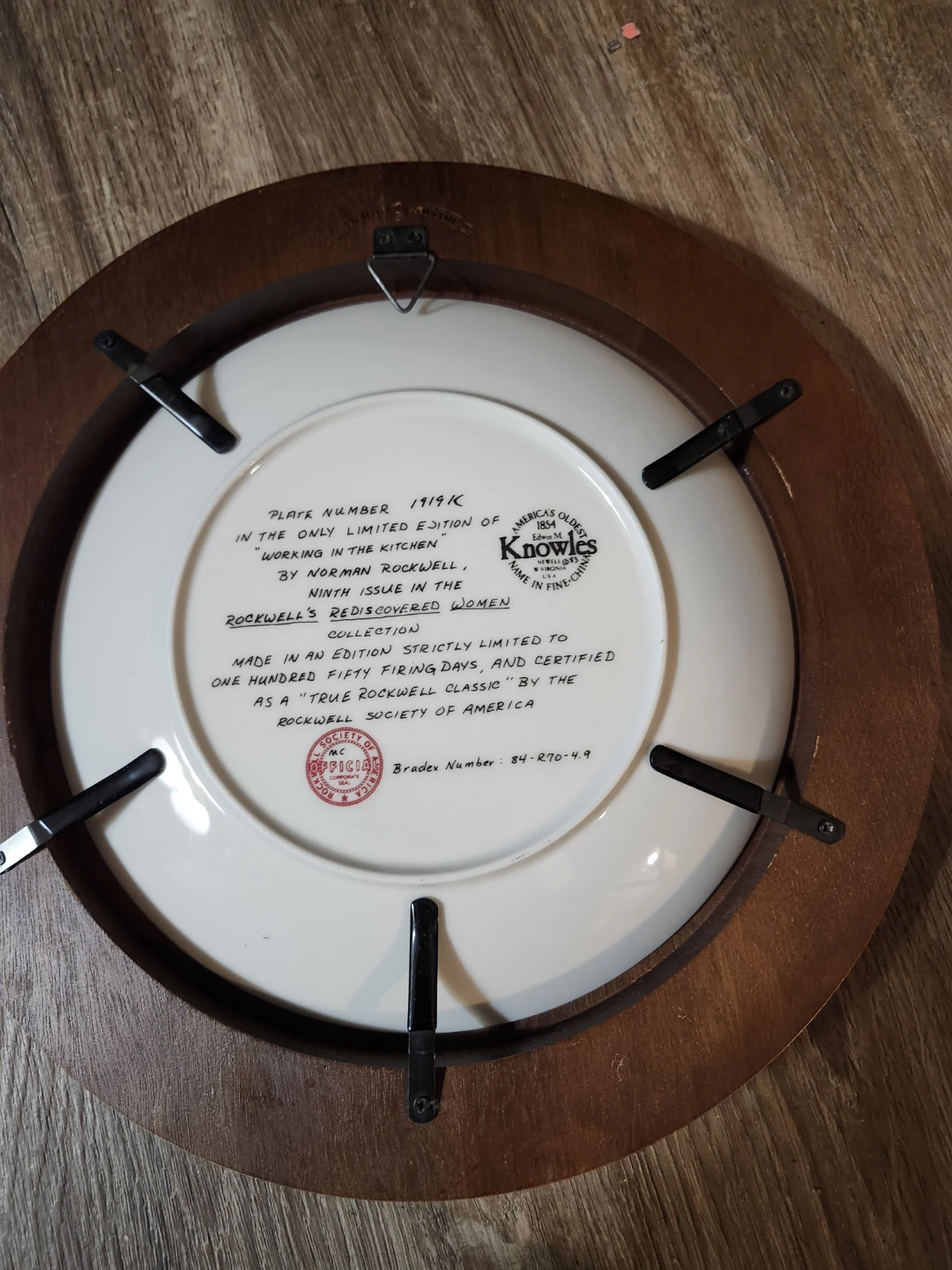 Norman Rockwell "Working in the Kitchen" Collectible Plate - photo 3