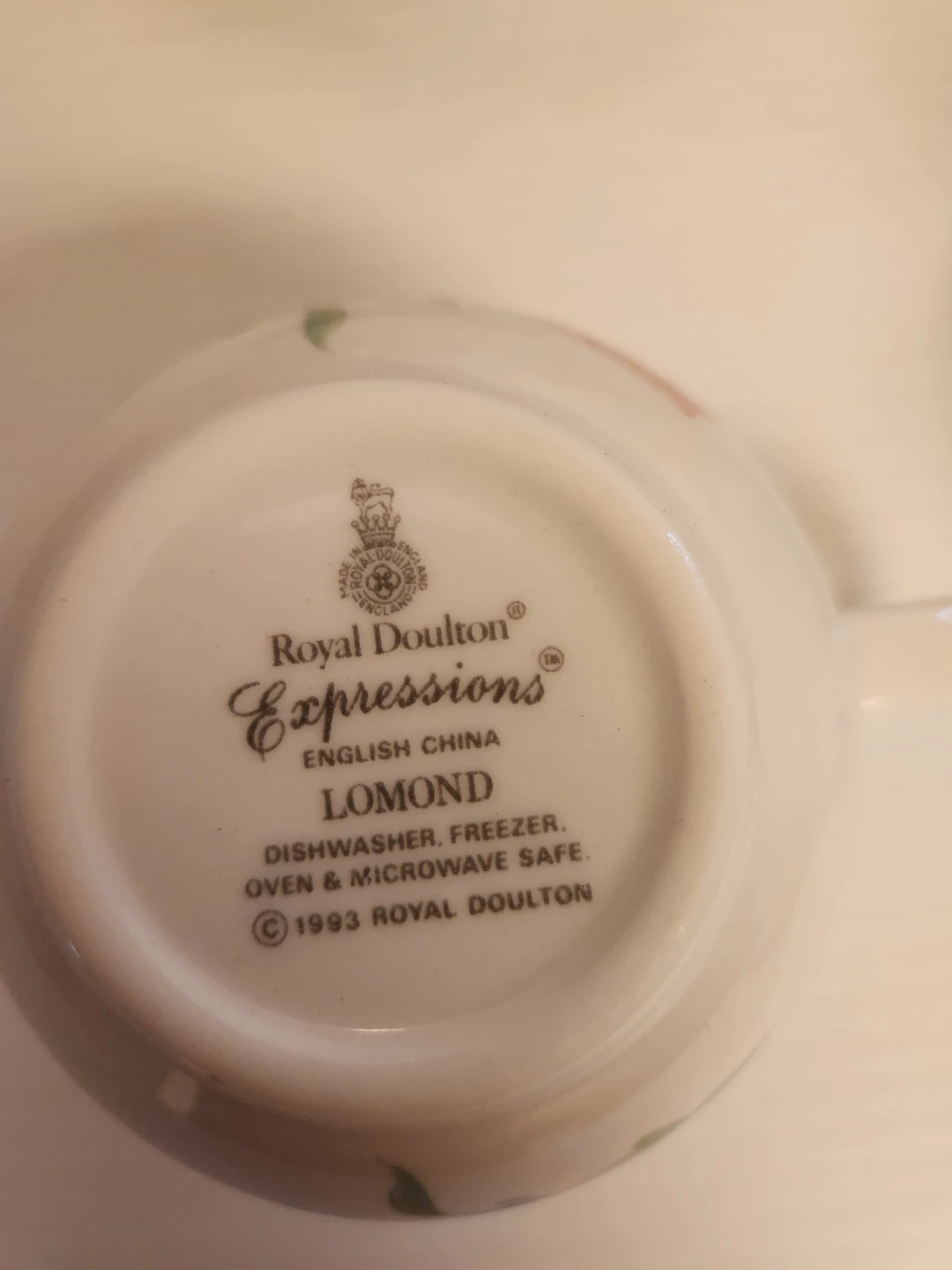 Royal Doulton Expressions Lomond Teacup & Saucer Set (12 pcs) - photo 4