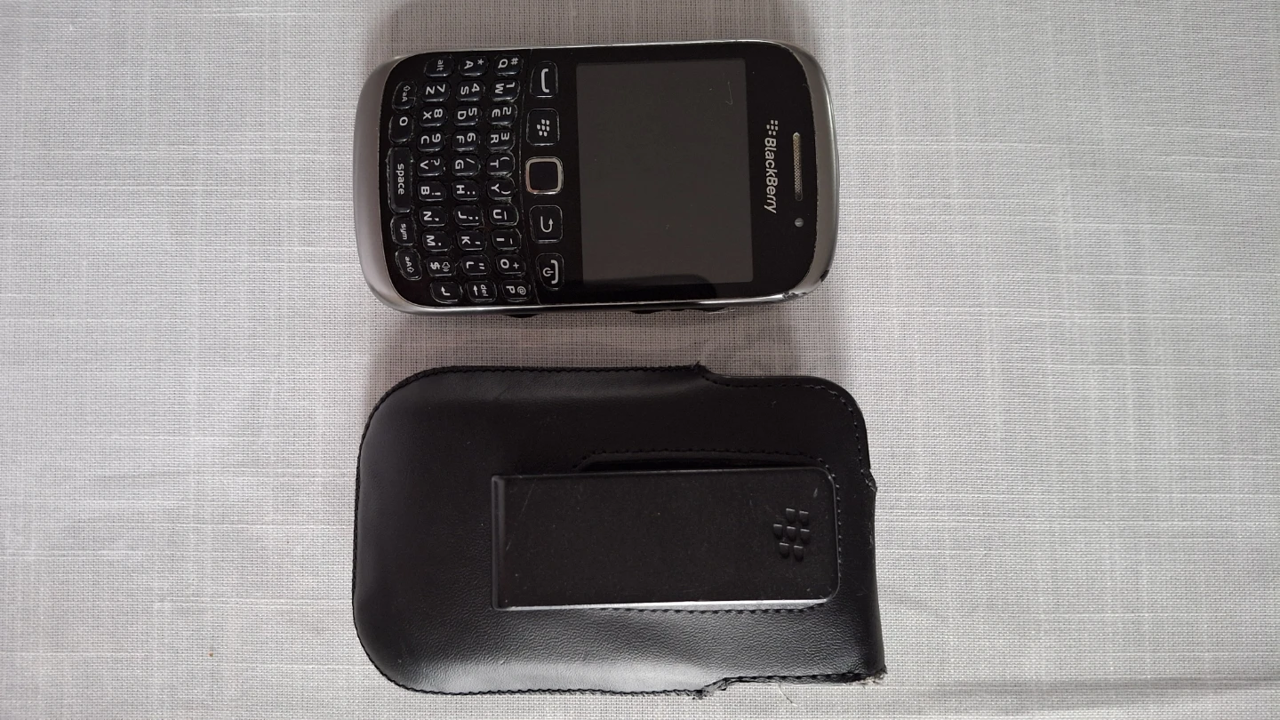 BlackBerry Curve 9320 Phone with Leather Case