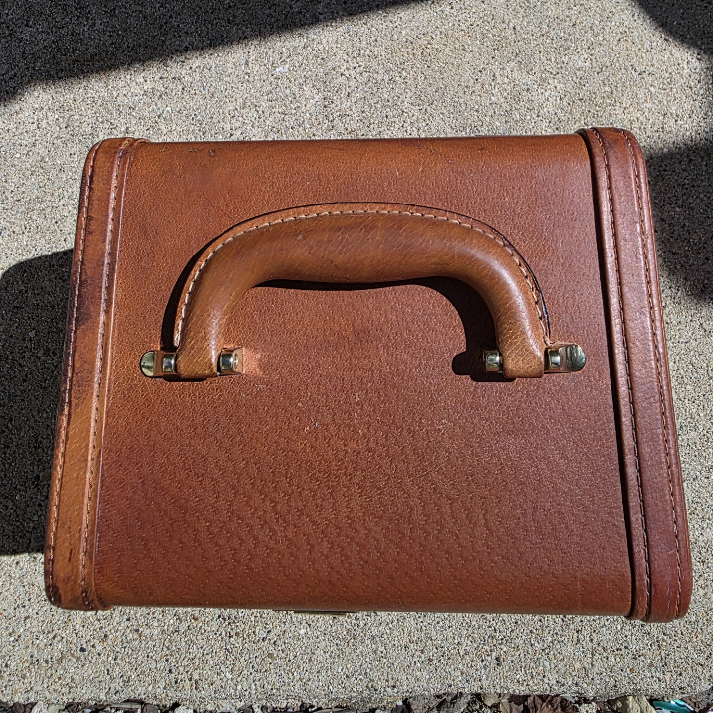 Vintage Brown Genuine Leather Vanity Case with Combination Lock - photo 5