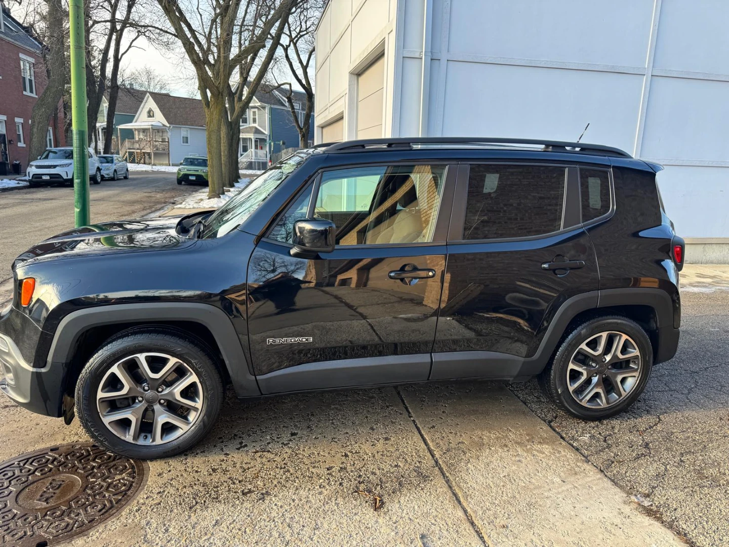 2017 Jeep renegade 83k miles - photo 4
