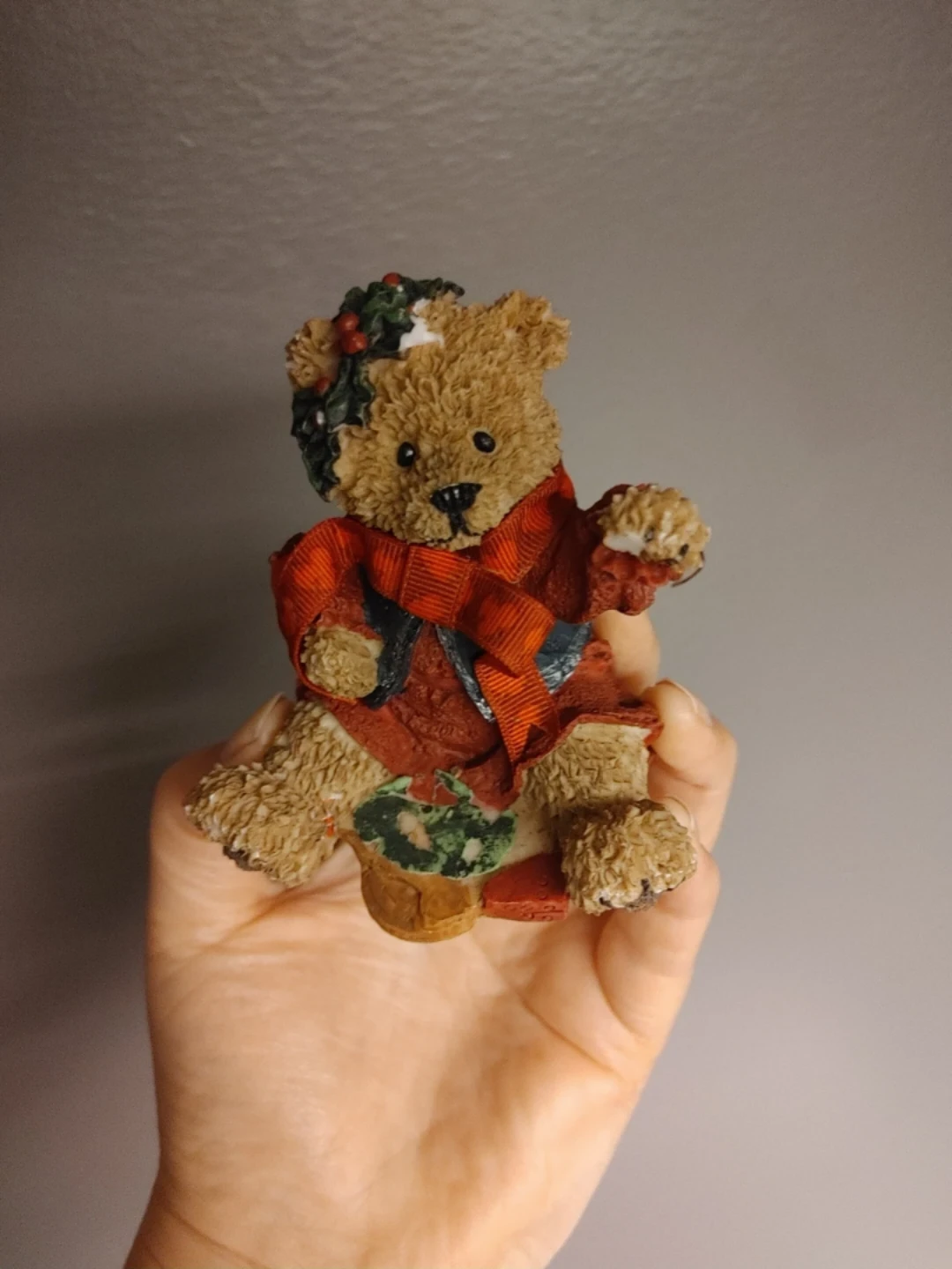 🥕Carlton Cards "Heart Patch Place" Limited Edition Figurine - photo 2