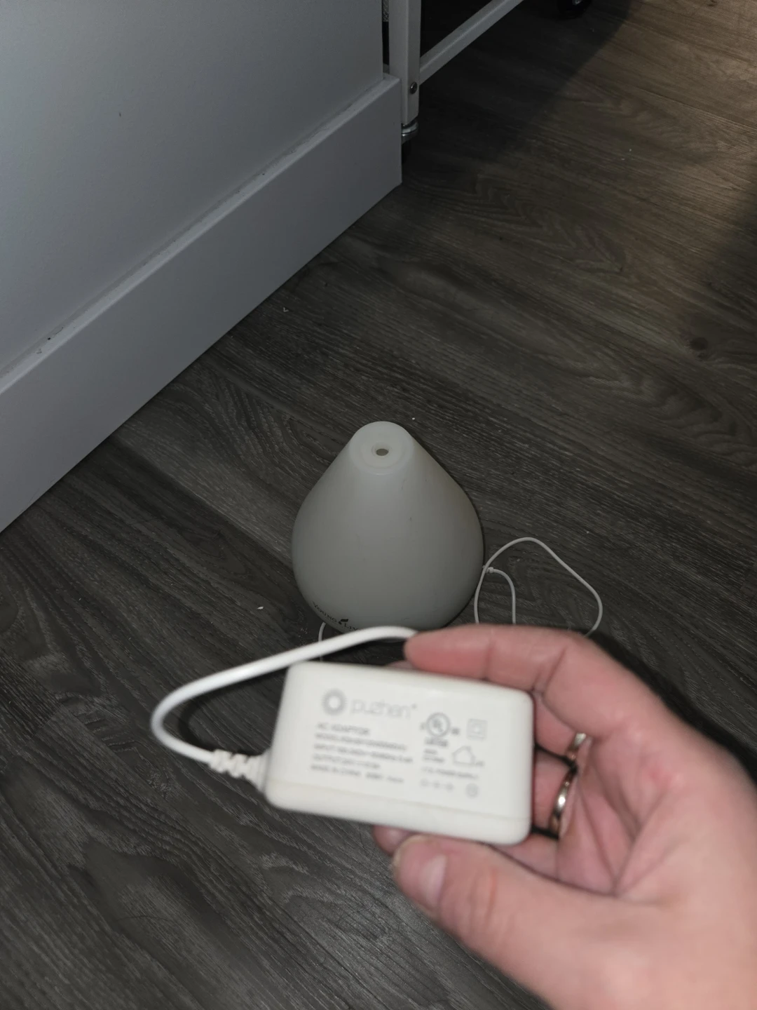 Young Living White Essential Oil Diffuser - photo 3