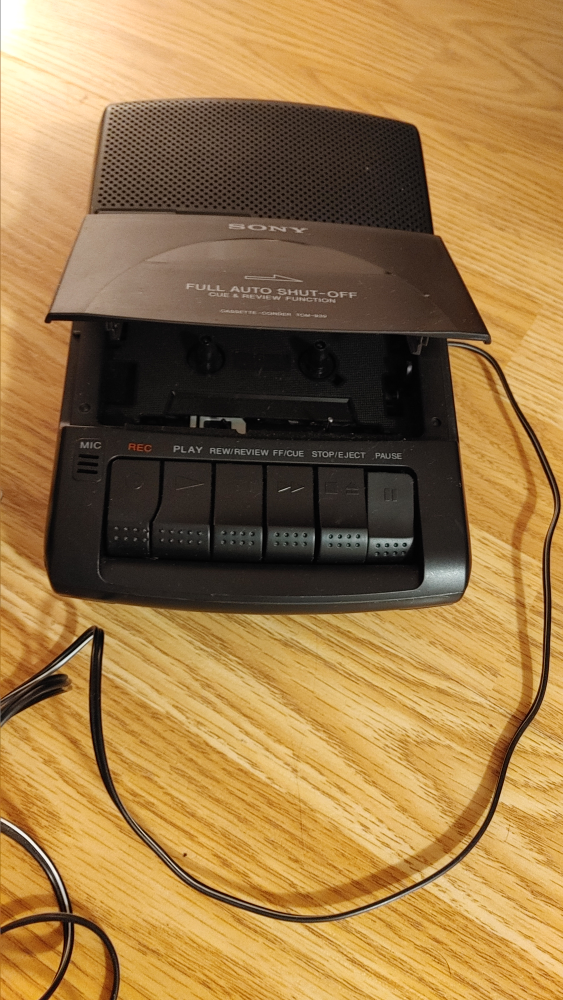 Sony TCM-939 Cassette-Corder - photo 3