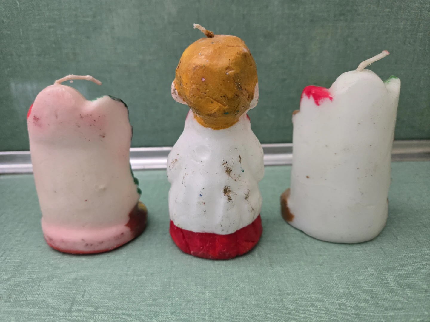 Three (3) Vintage Christmas Candles - photo 2