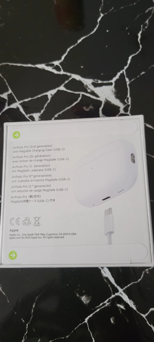 Apple AirPods Pro (2nd generation) with MagSafe Charging Case - photo 3