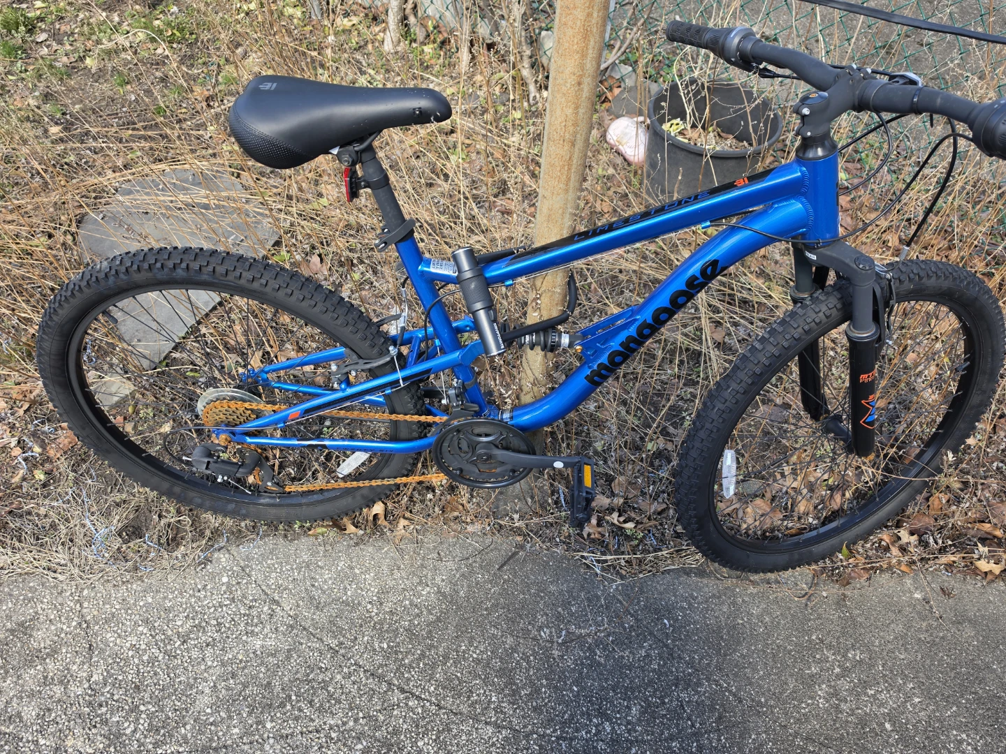 Mongoose Mountain Bike - photo 5