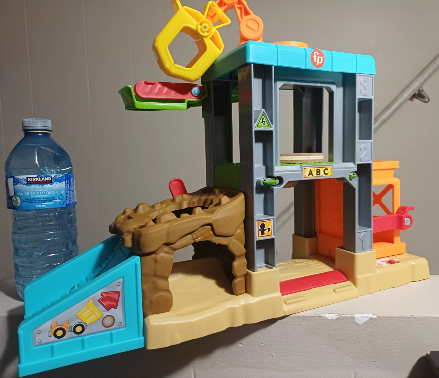 FREE Fisher-Price Little People Construction Site - photo 2