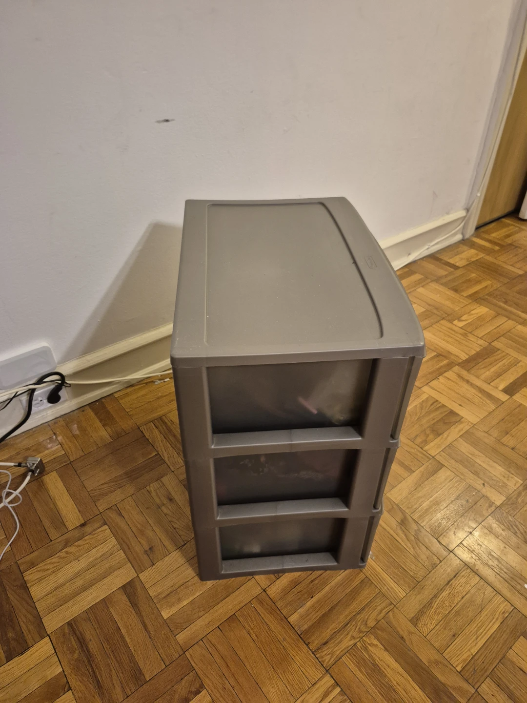 Sterilite 3-Drawer Rolling Cart - photo 2