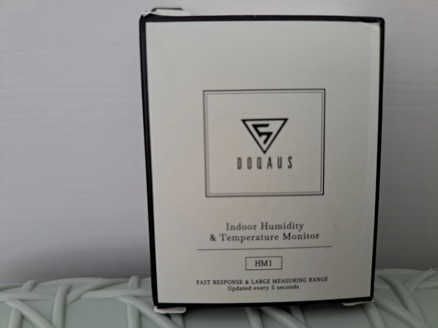 DOQOUS HM1 Indoor Humidity & Temperature Monitor
